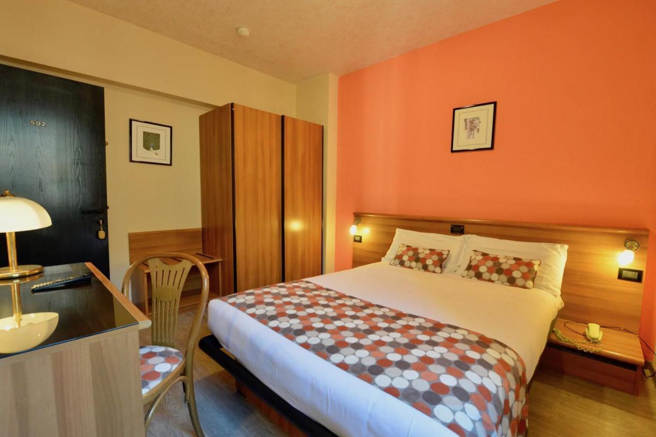 Hotel Europa Genova Eksteriør bilde