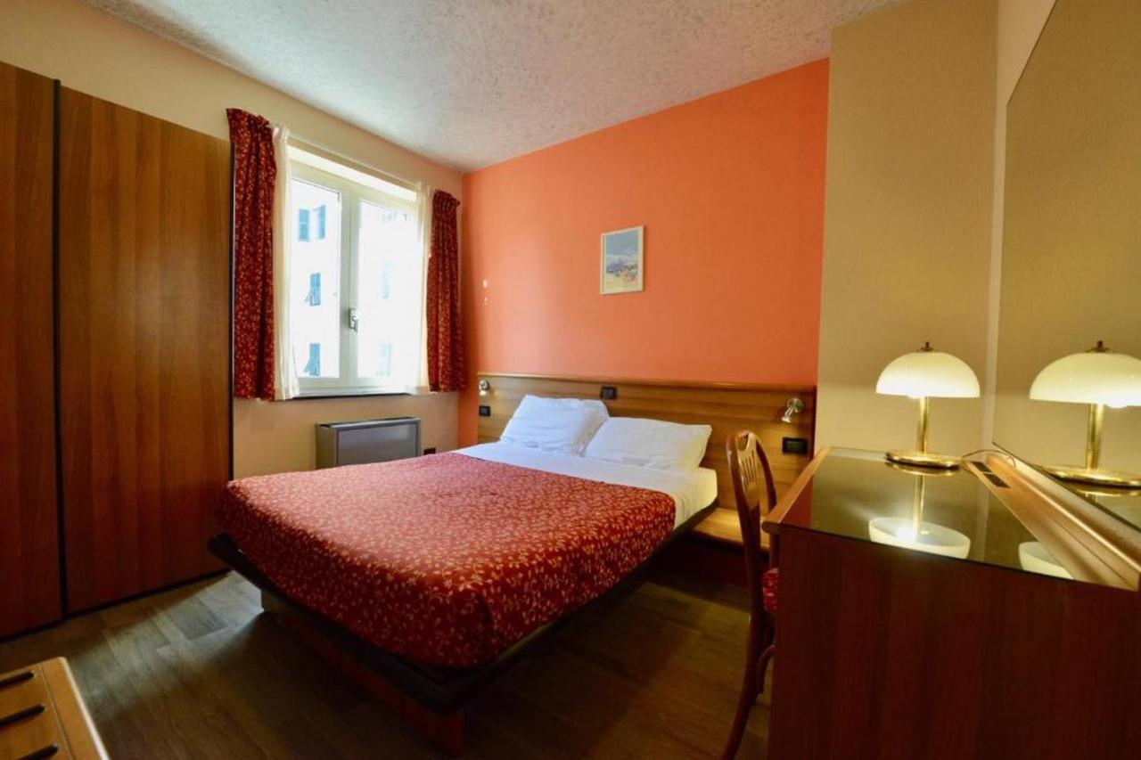 Hotel Europa Genova Eksteriør bilde